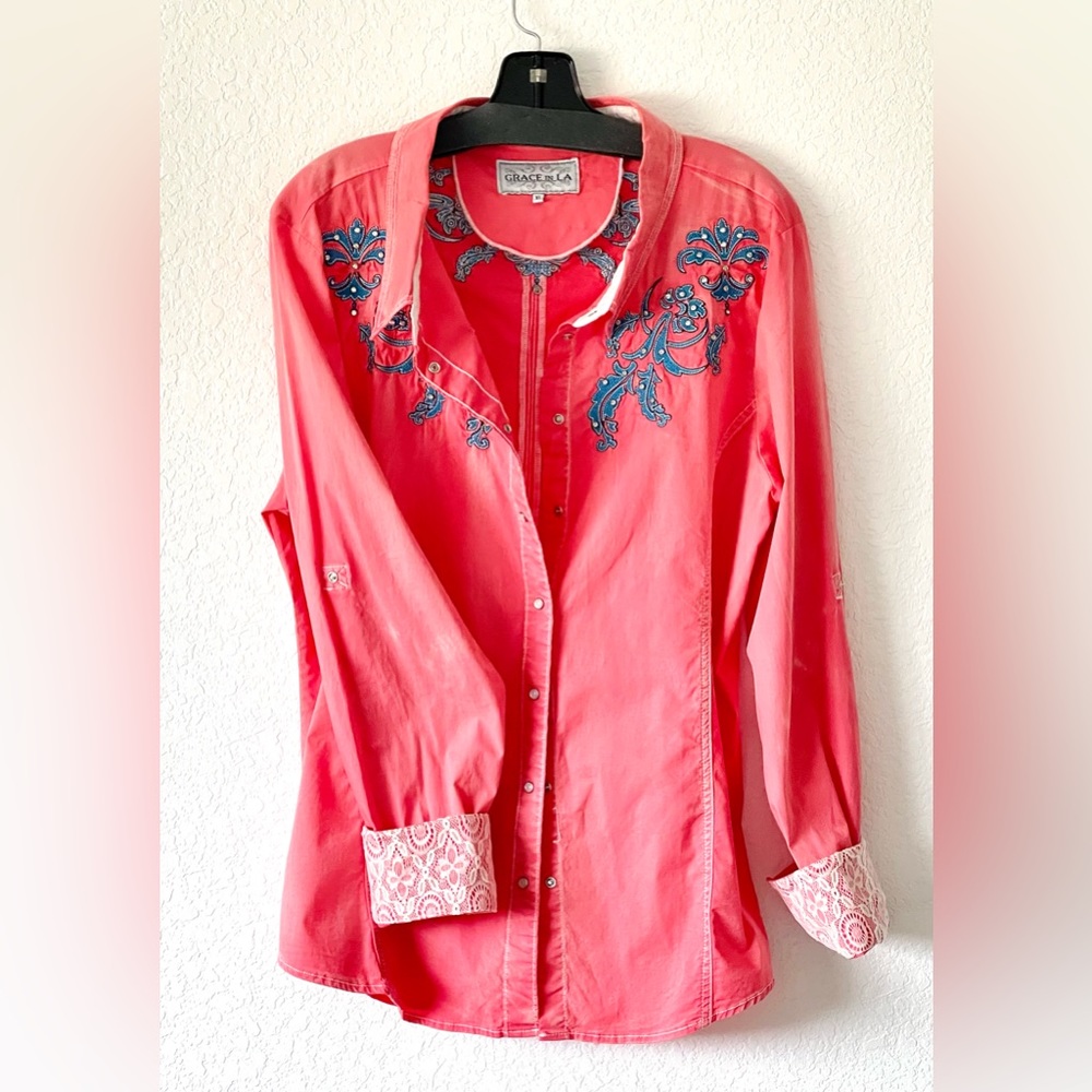 💕Grace in LA💕 Rodeo T-shirt size XL Blue add on, embroidered sparkling stones